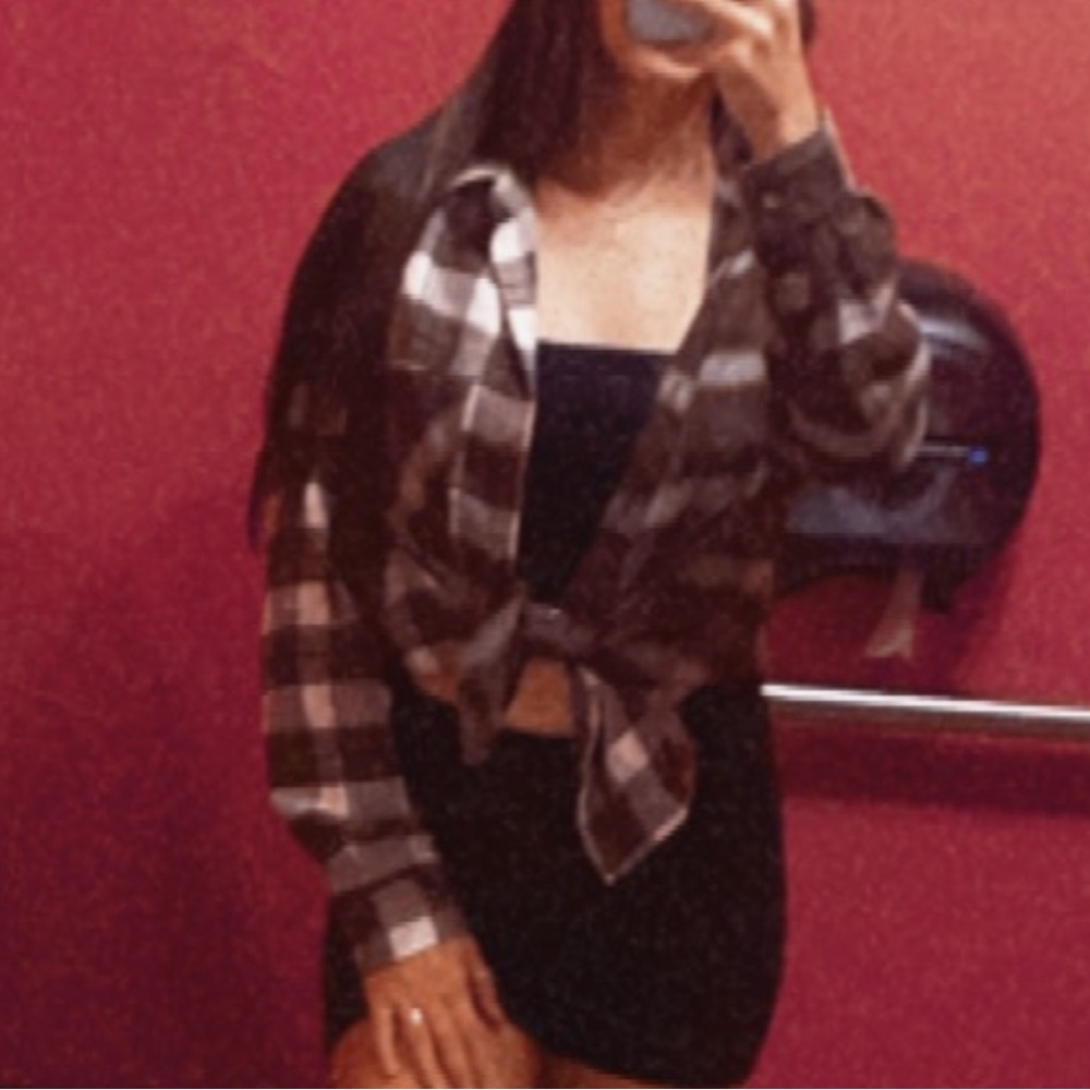 Flannel ๐ - Picture 2 of 4